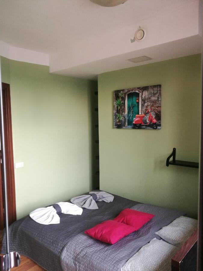 Apartments 4 You Krawiecka Вроцлав Екстериор снимка